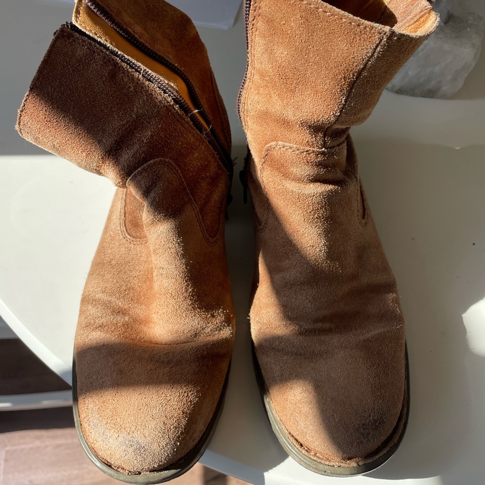 Born Suede Boots